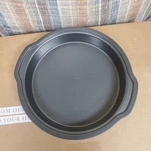Pampered chef cake pan
